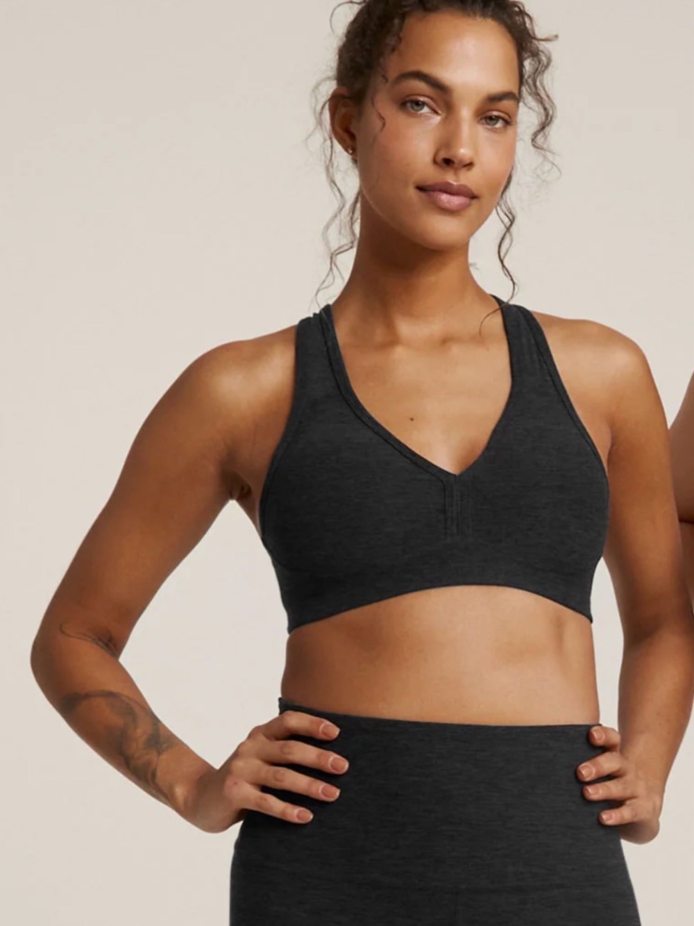 Beyond Yoga Space Dye Black V-Neck Racerback Sports Bra - Seamless Support